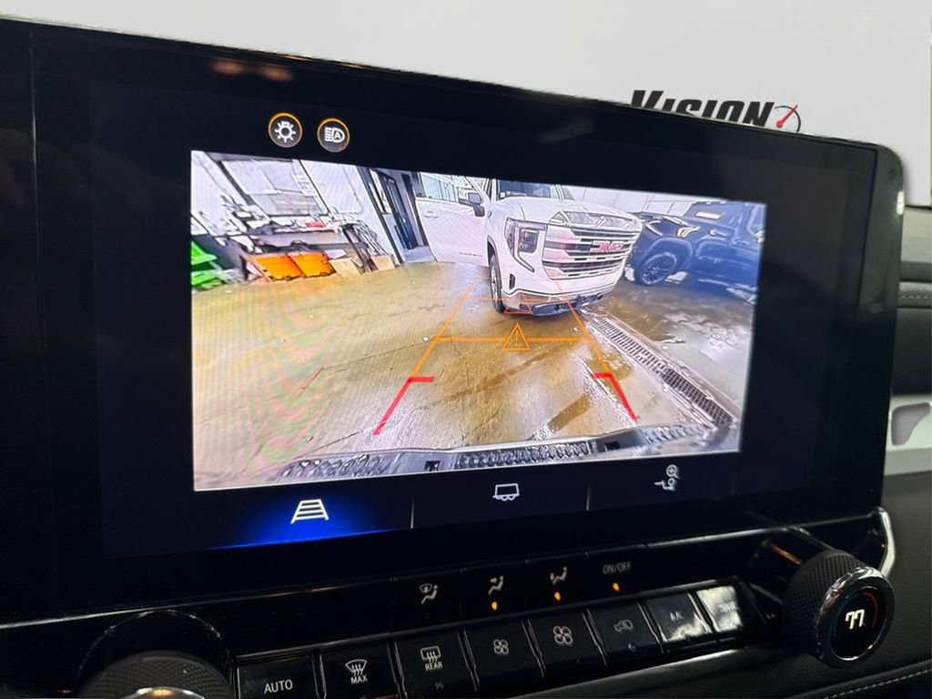 Used 2023 Chevrolet Colorado LT w/ LT Convenience Package image 30