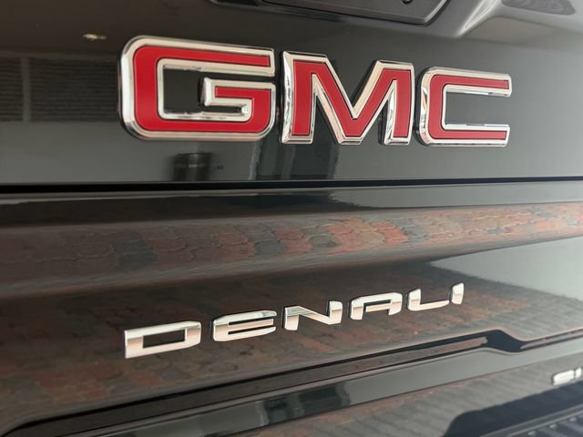 Certified 2024 GMC Sierra 2500 Denali w/ Denali Reserve Package AWD/4WD image 9