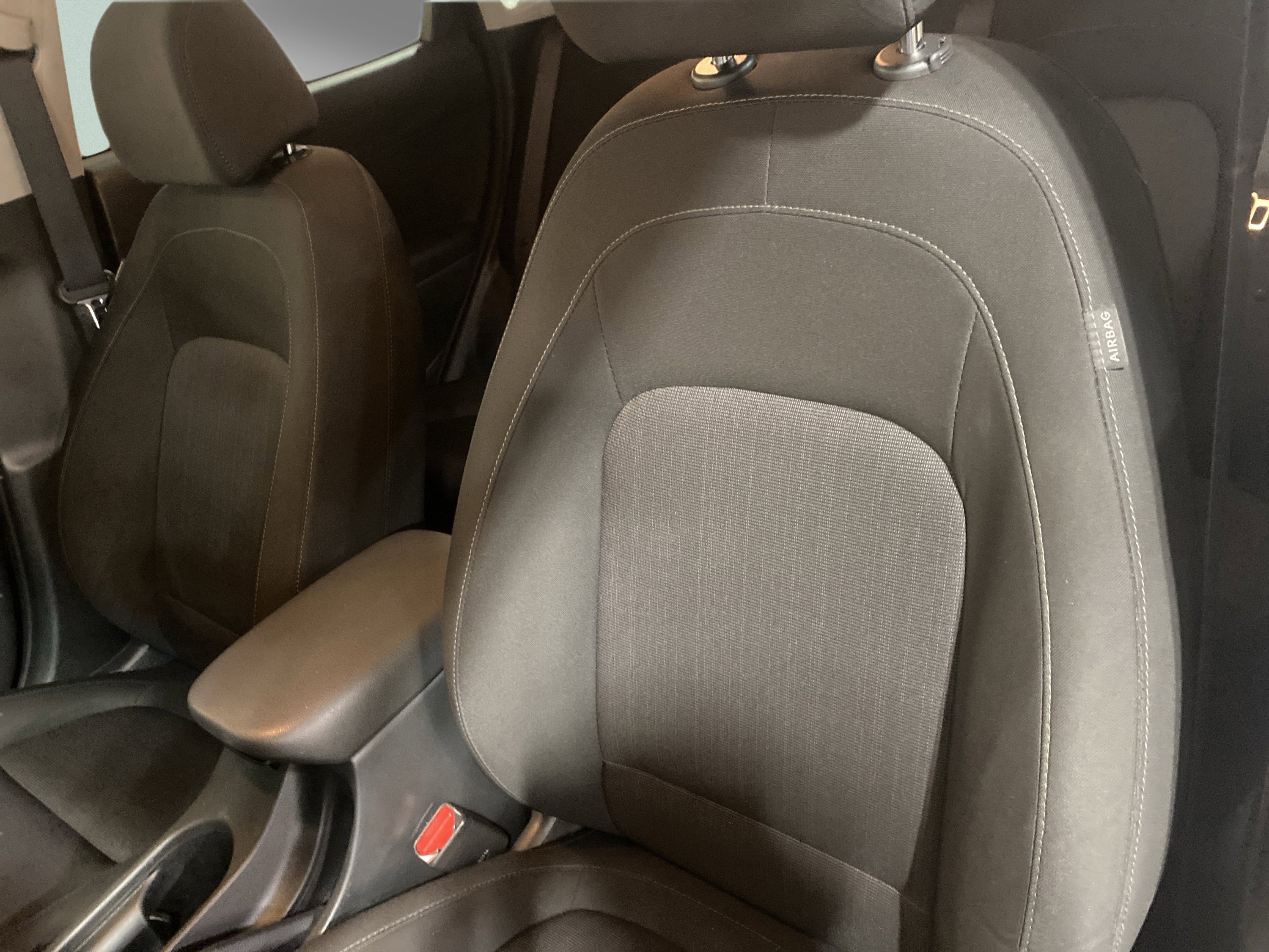 Used 2023 Hyundai Kona SEL image 14