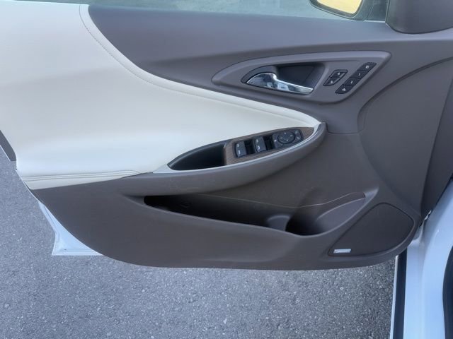 Used 2024 Chevrolet Malibu LT image 11