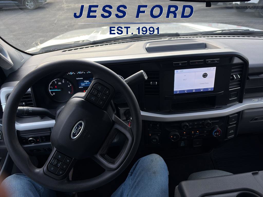 Used 2024 Ford F450 XLT w/ FX4 Off-Road Package image 18
