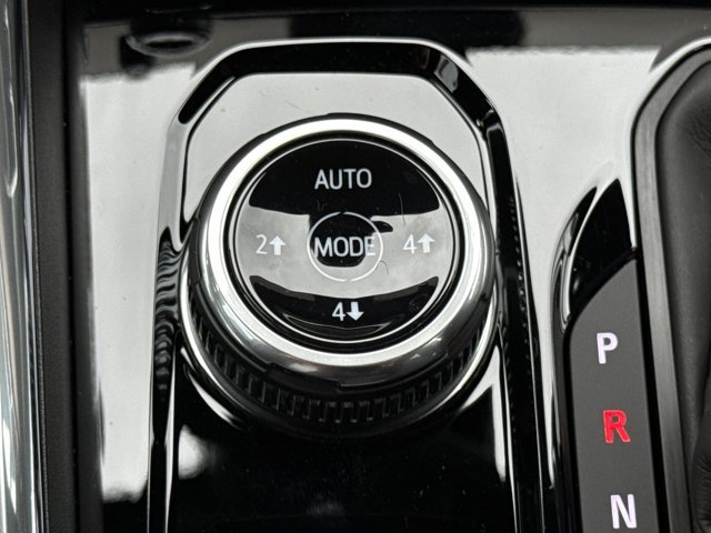 New 2026 GMC Canyon AT4 w/ Nightfall Essentials Package AWD/4WD image 19