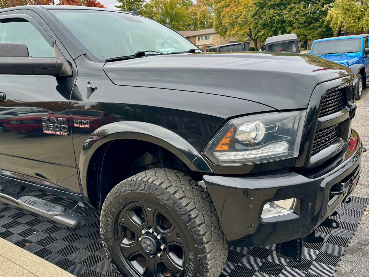 Used 2017 RAM 2500 Laramie w/ Sport Appearance Group image 11