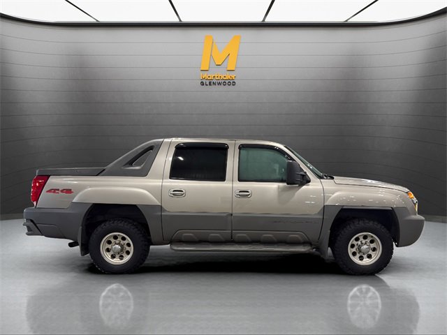 Used 2002 Chevrolet Avalanche 2500 image 2