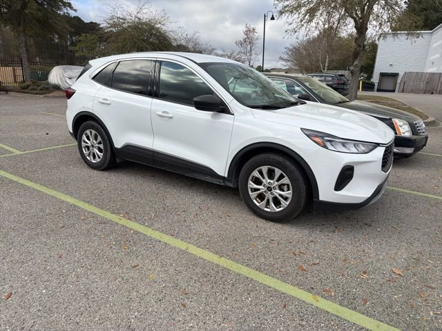 Used 2023 Ford Escape Active image 13