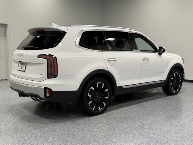 Used 2024 Kia Telluride SX w/ Towing Package AWD/4WD image 12