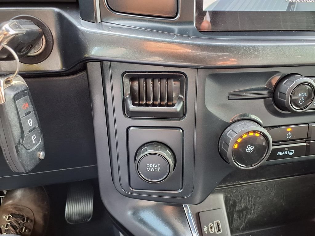 Used 2025 Ford F150 STX w/ Equipment Group 200A RWD image 11