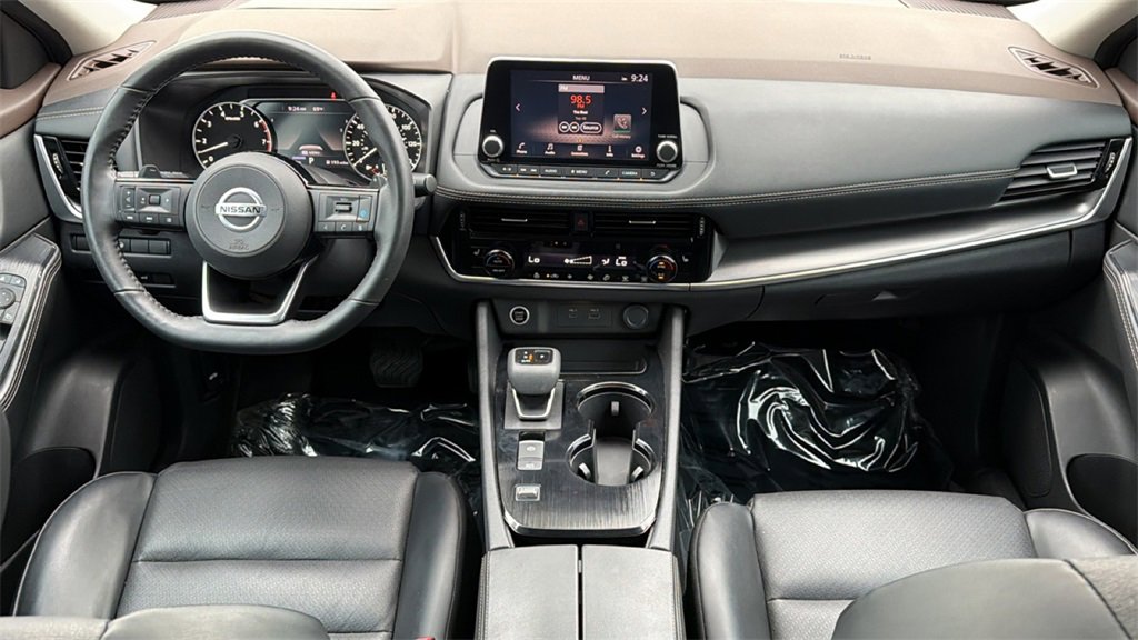 Used 2021 Nissan Rogue SV w/ Premium Package image 36