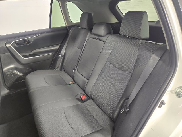 Used 2024 Toyota RAV4 LE FWD image 16