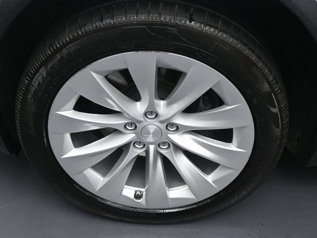 Used 2021 Tesla Model X Long Range image 39