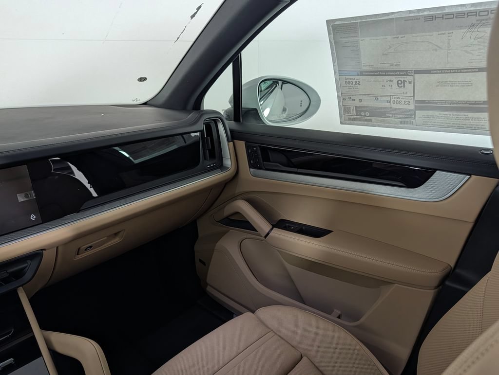 New 2026 Porsche Cayenne AWD/4WD image 23