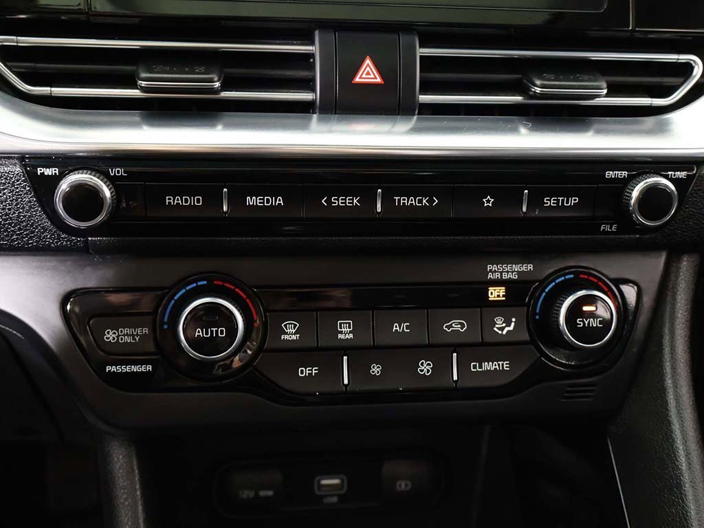 Used 2020 Kia Niro Touring image 50