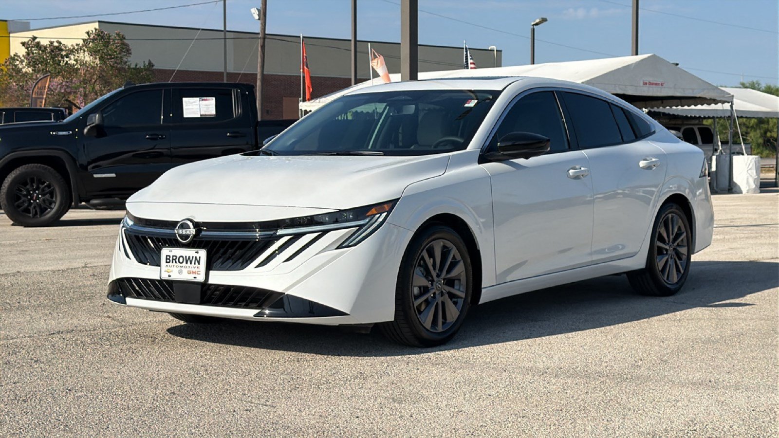 Used 2026 Nissan Sentra SL w/ Floor Mat Package FWD image 6
