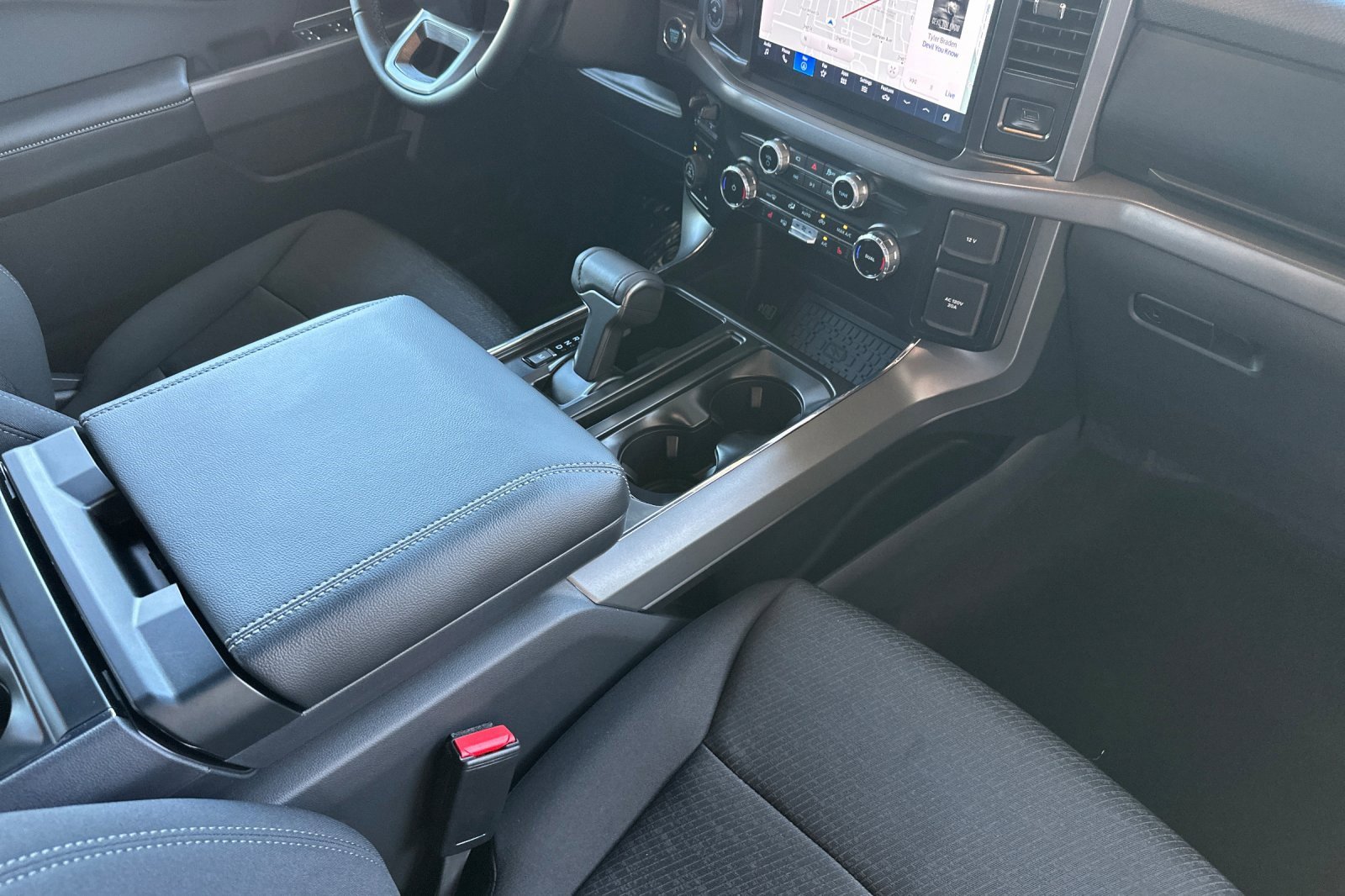 New 2025 Ford F150 XLT w/ Equipment Group 302A MID image 15