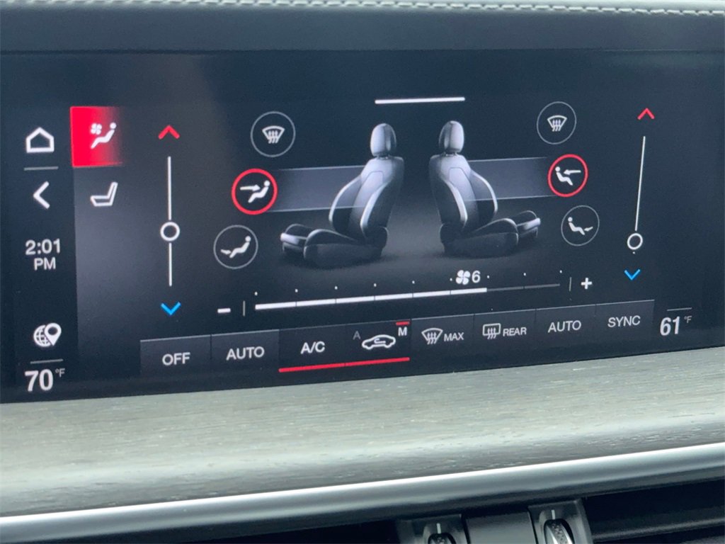 Used 2023 Alfa Romeo Stelvio Ti image 25