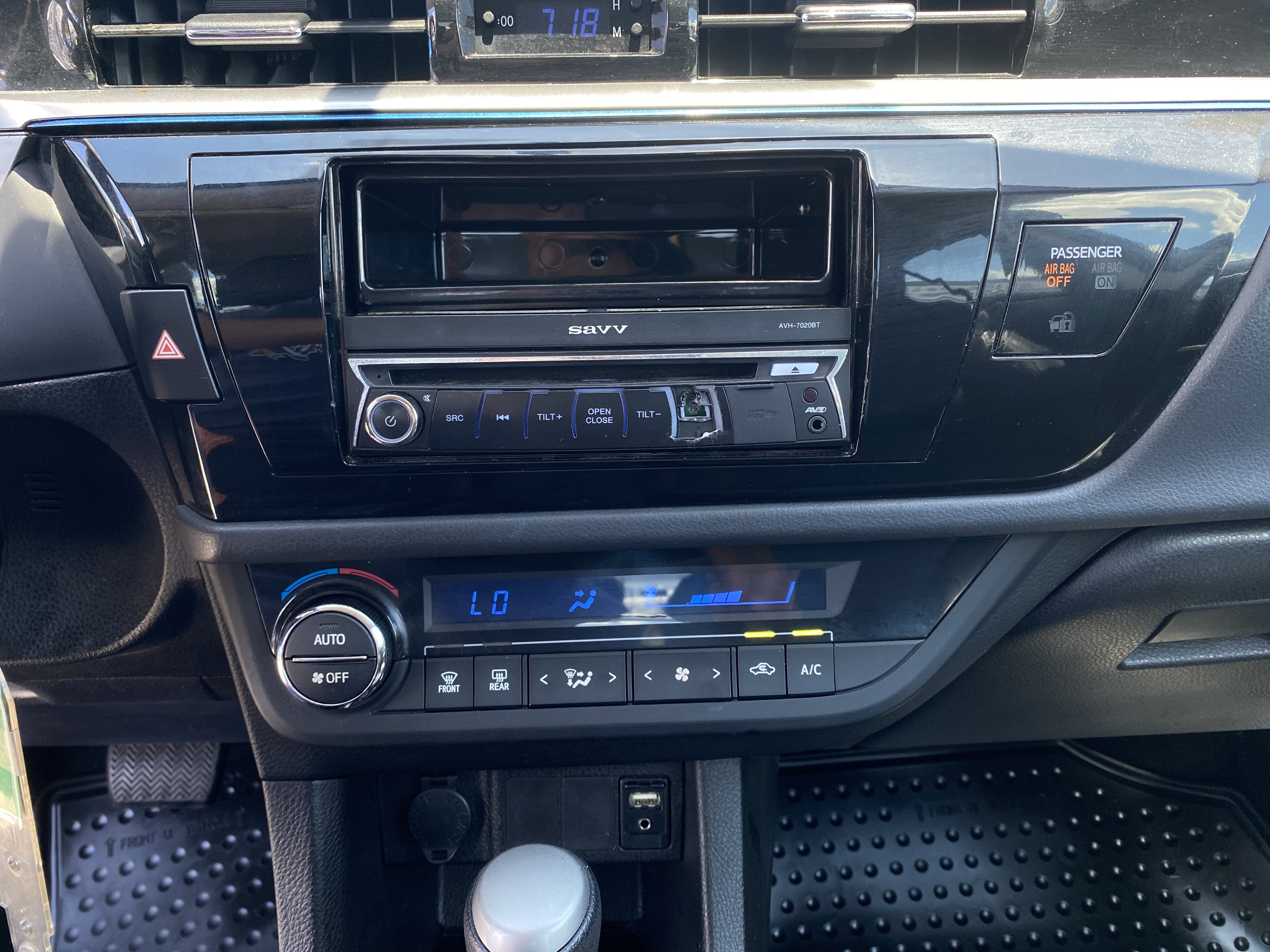 Used 2015 Toyota Corolla S FWD image 13
