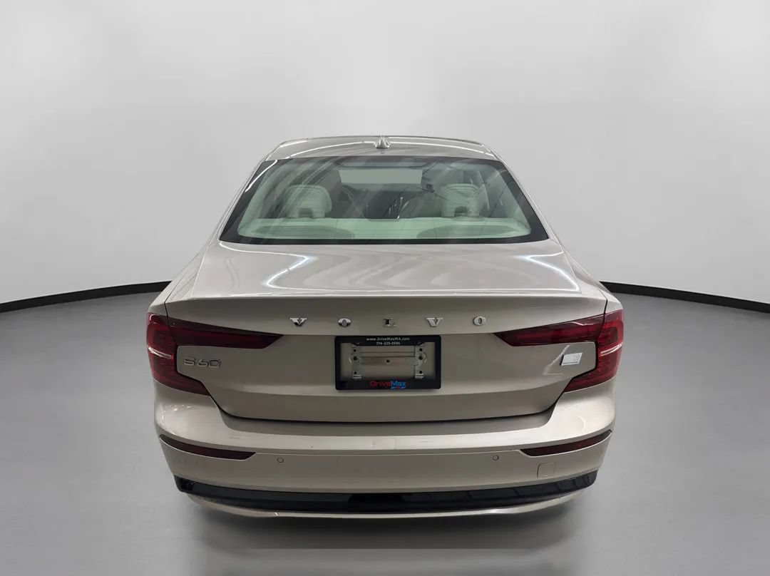 Used 2023 Volvo S60 T8 Plus AWD/4WD image 8