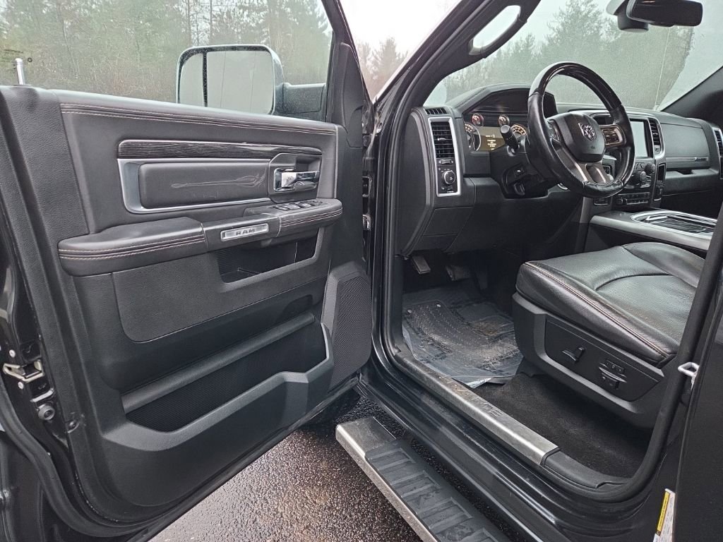 Used 2017 RAM 1500 Limited image 10