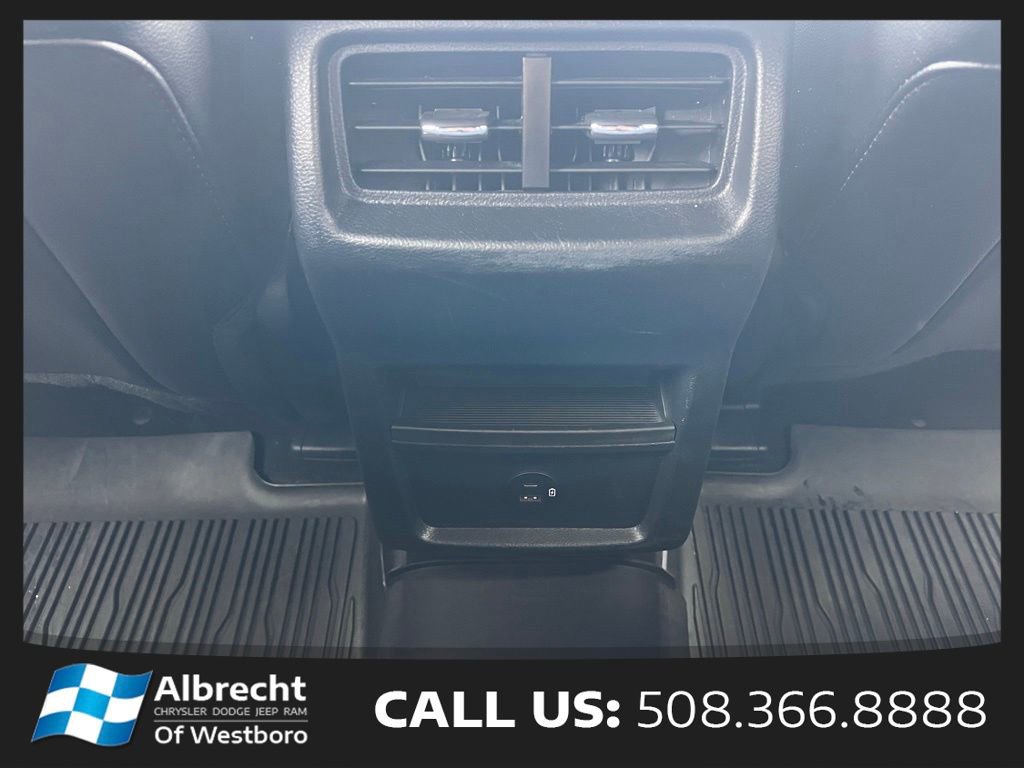 Used 2022 Ford Edge ST AWD/4WD image 25