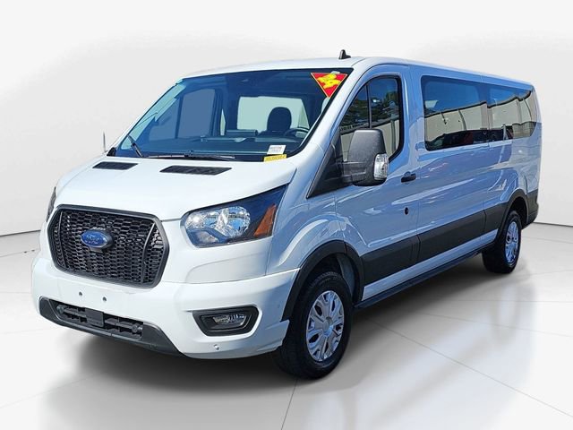 Used 2024 Ford Transit 350 XLT image 7