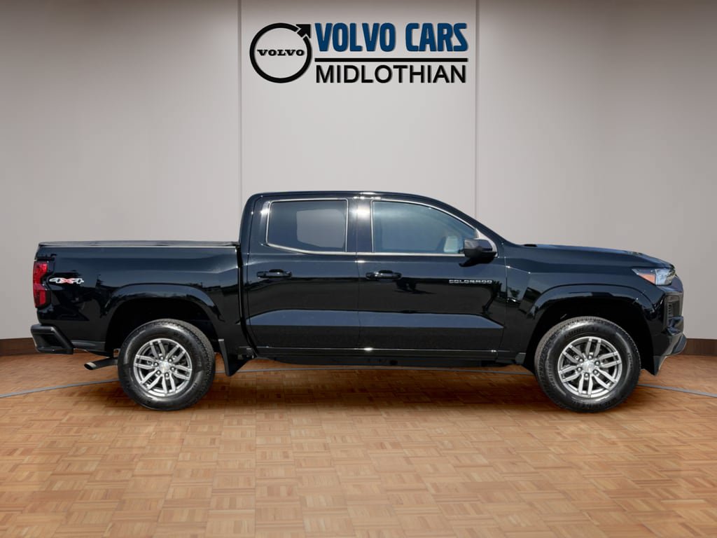Used 2023 Chevrolet Colorado LT w/ LT Convenience Package II AWD/4WD image 18