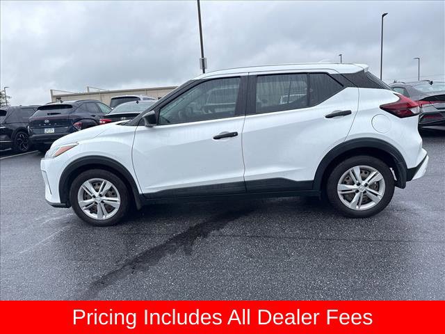 Used 2022 Nissan Kicks S FWD image 6