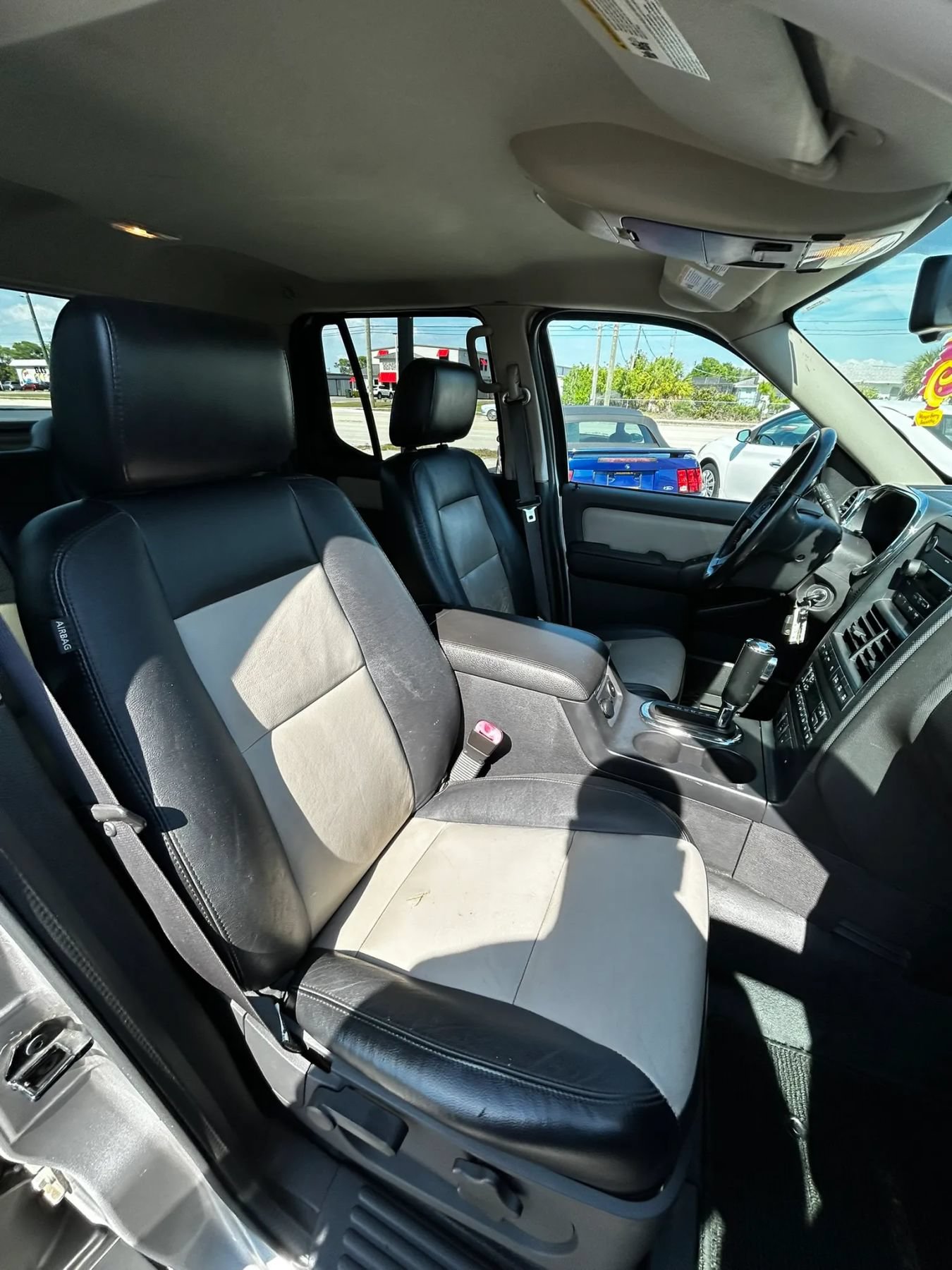 Used 2007 Ford Explorer Sport Trac Limited AWD/4WD image 19