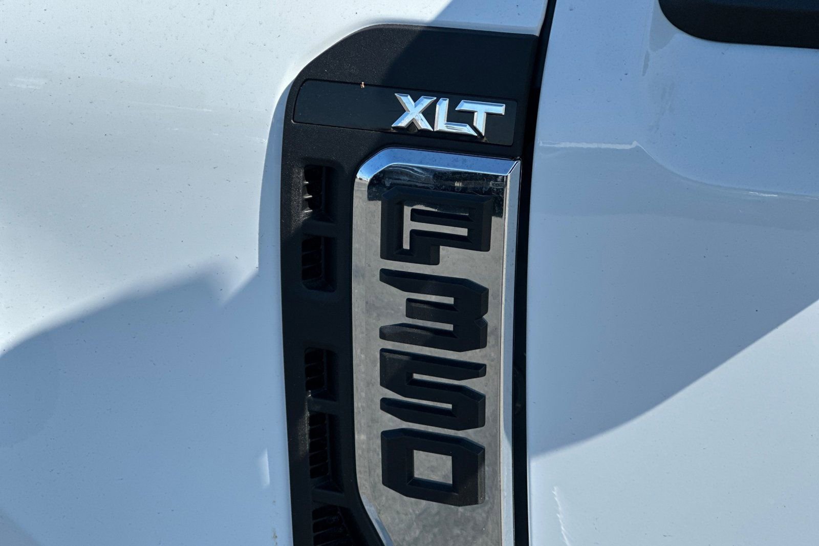 New 2026 Ford F350 XLT w/ XLT Premium Package image 25