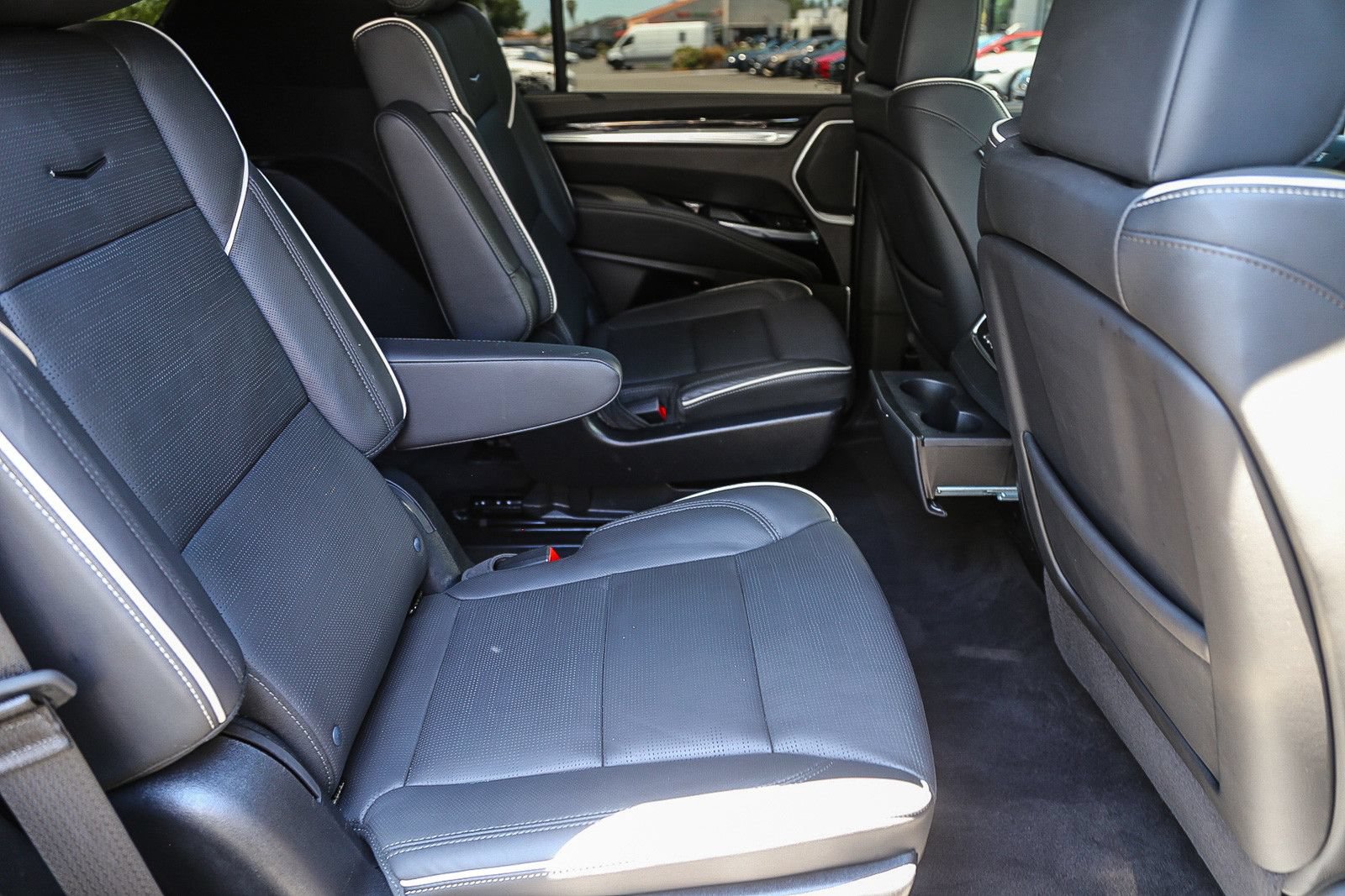 Used 2025 Cadillac Escalade Sport w/ Touring Package AWD/4WD image 16