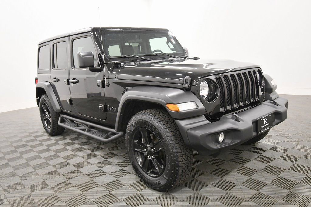 Used 2023 Jeep Wrangler Sport image 10