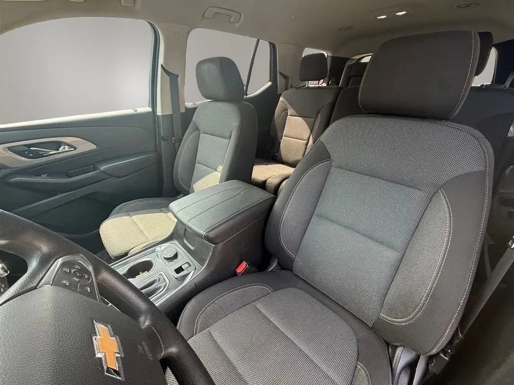 Used 2020 Chevrolet Traverse LS AWD/4WD image 23