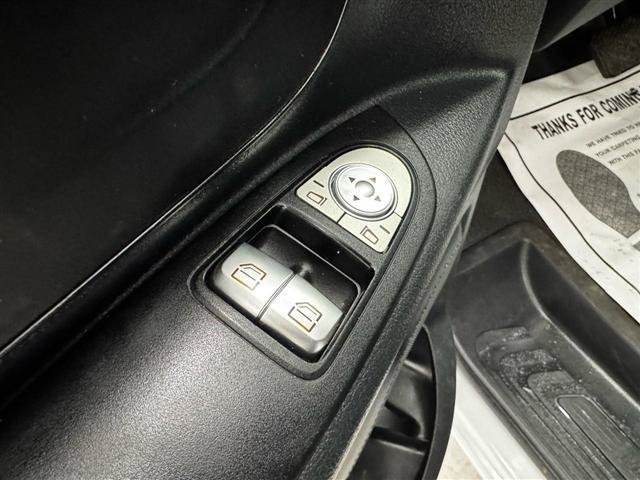 Used 2020 Mercedes-Benz Metris image 10