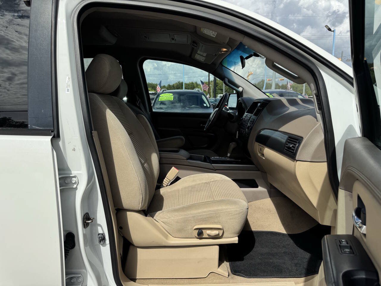 Used 2015 Nissan Armada SV RWD image 13