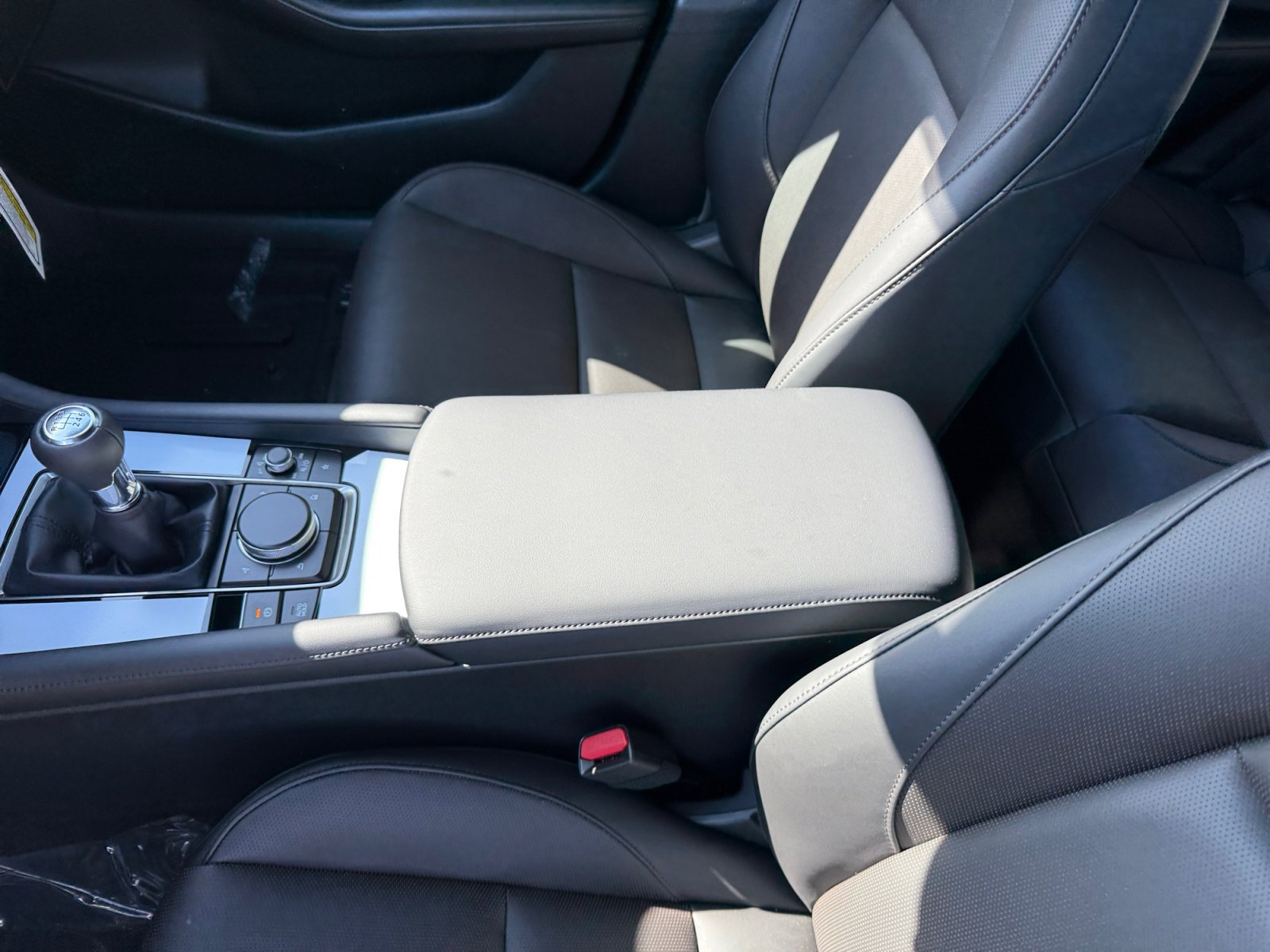 New 2026 MAZDA MAZDA3 2.5 S Hatchback w/ Premium Pkg image 14