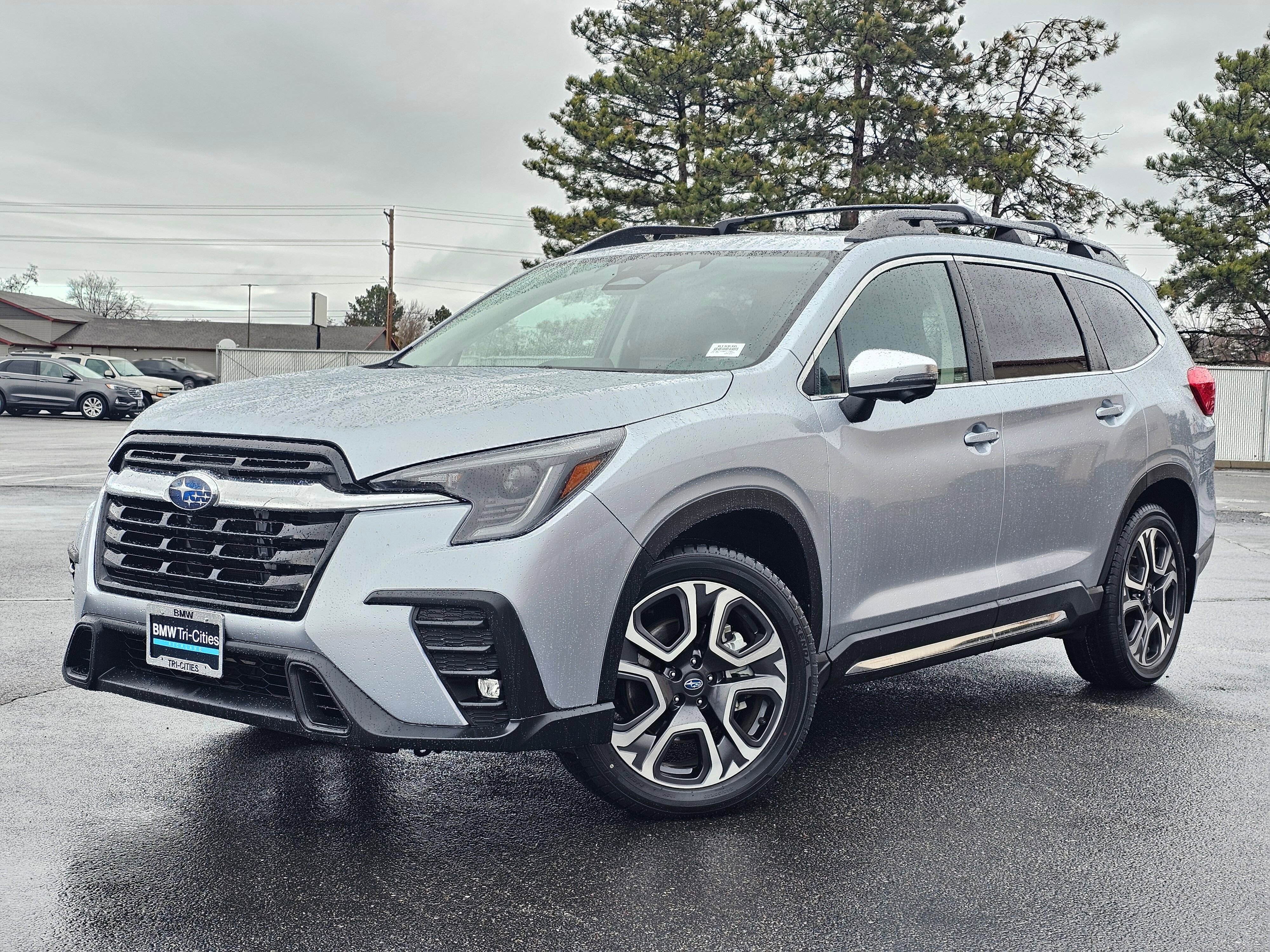 Used 2023 Subaru Ascent Limited w/ Technology Package AWD/4WD image 32