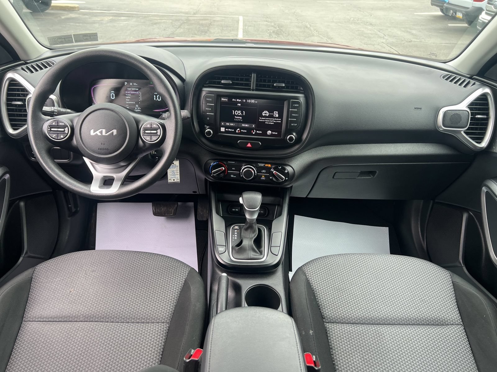 Used 2023 Kia Soul LX FWD image 22