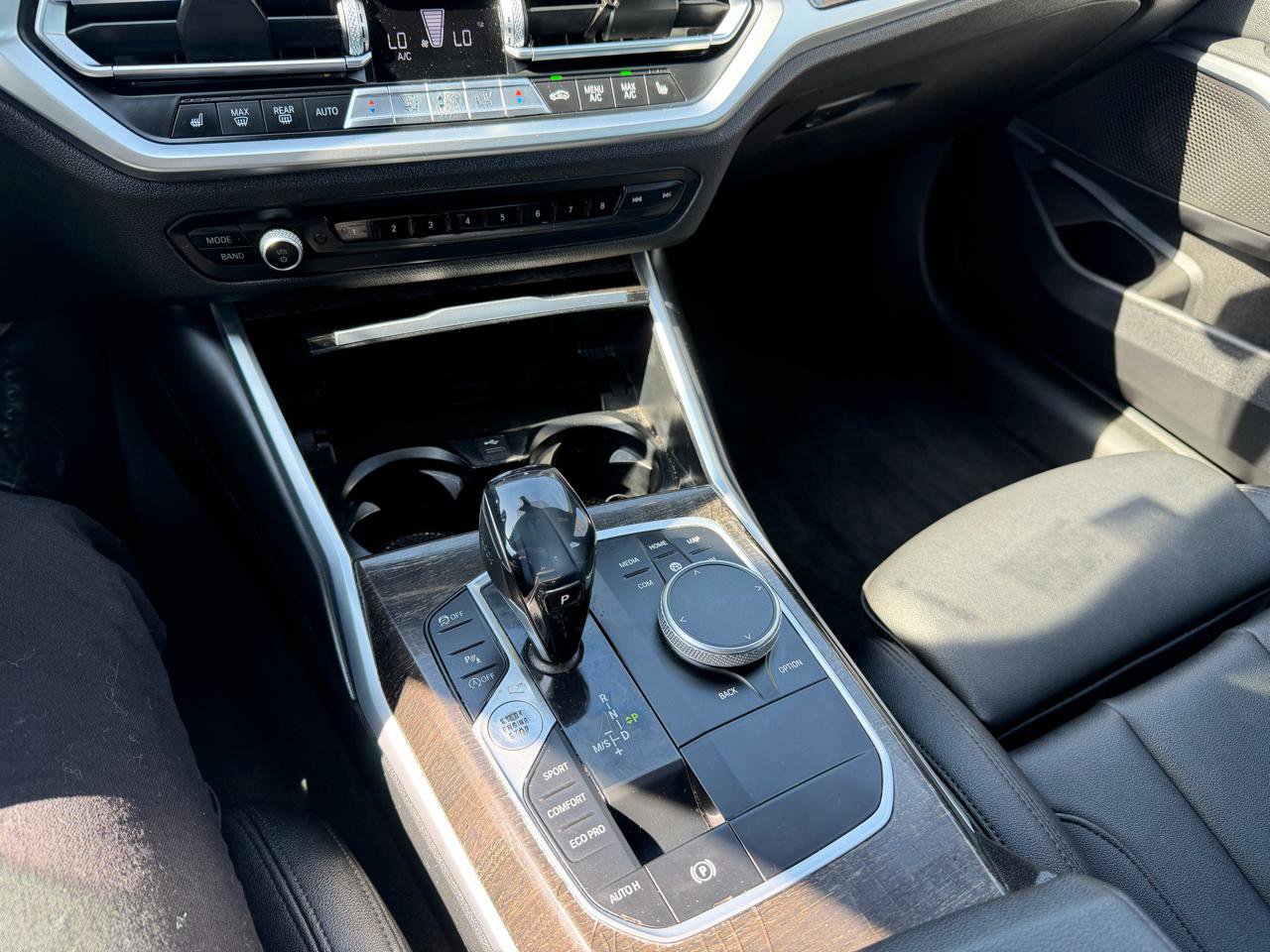 Used 2020 BMW 330i Sedan w/ Convenience Package RWD image 17