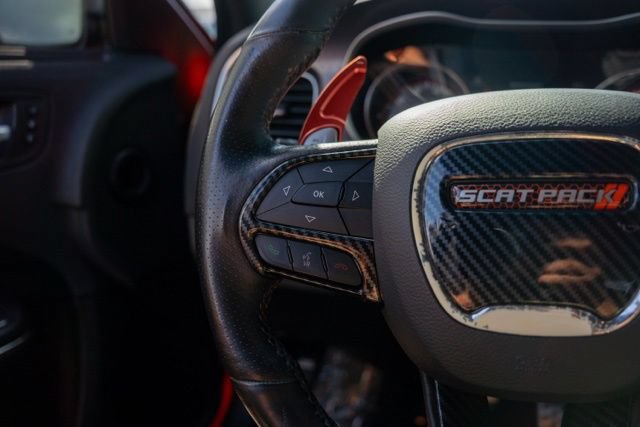 Used 2017 Dodge Charger R/T Scat Pack w/ Beats Audio Group RWD image 12