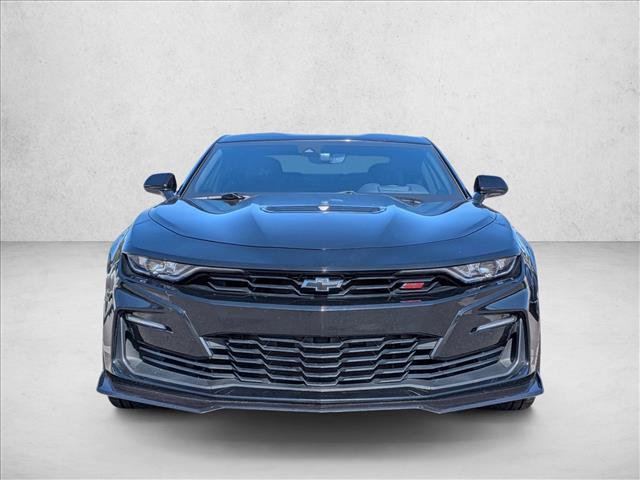 Used 2020 Chevrolet Camaro SS RWD image 2