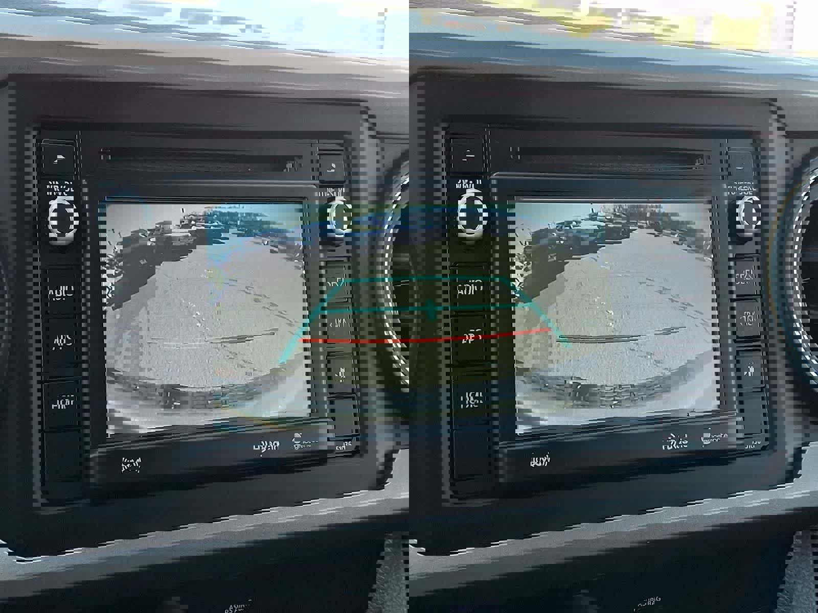 Used 2018 Toyota Tacoma SR5 image 20