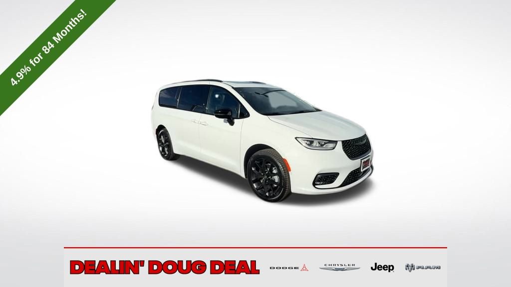 New 2026 Chrysler Pacifica Limited image 40