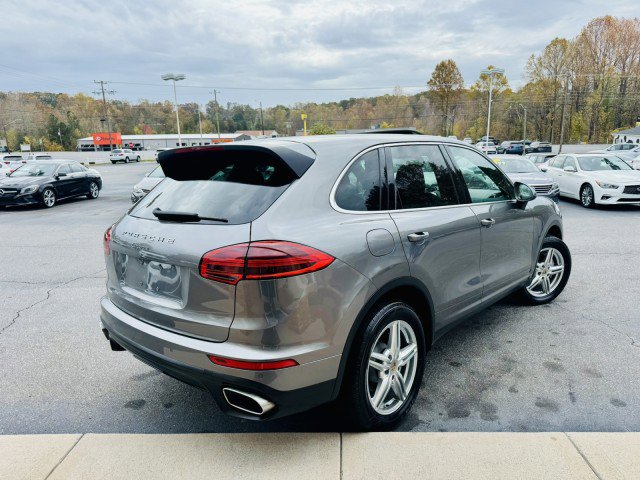 Used 2016 Porsche Cayenne image 5