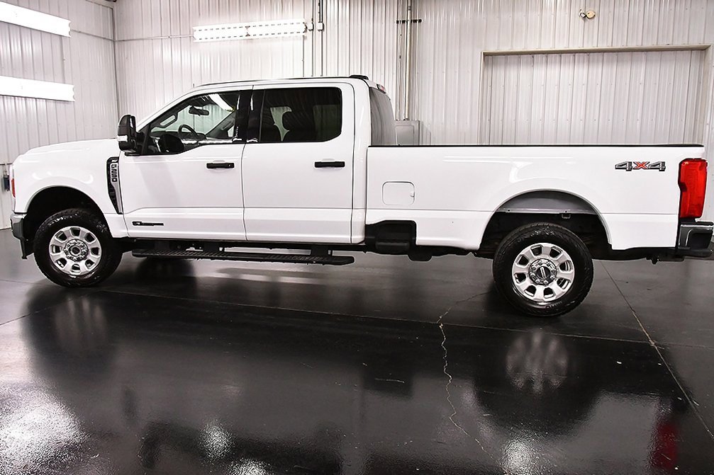 Used 2024 Ford F250 XLT image 4