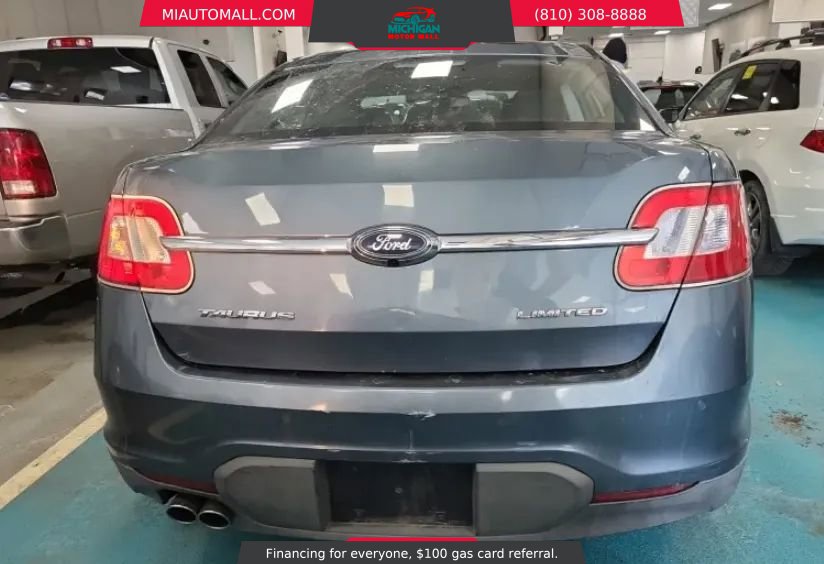 Used 2010 Ford Taurus Limited FWD image 6