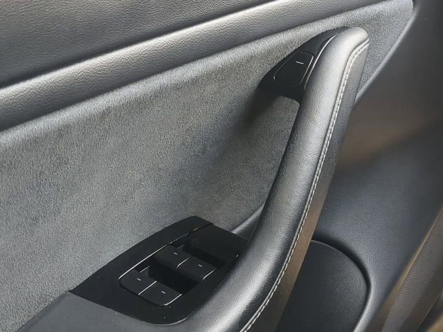 Used 2020 Tesla Model 3 Long Range AWD/4WD image 26