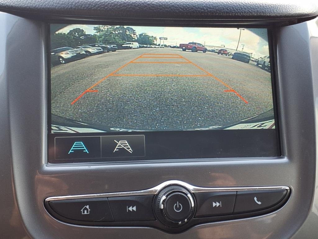 Used 2018 Chevrolet Cruze LT w/ Convenience Package image 9