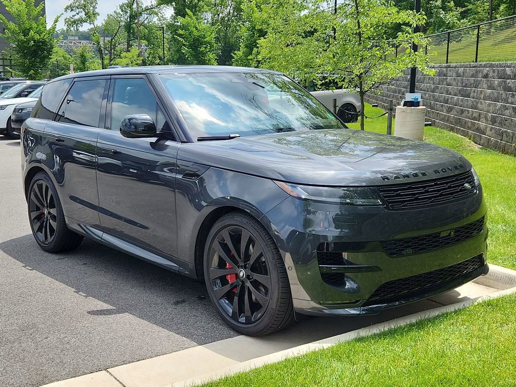 New 2025 Land Rover Range Rover Sport Dynamic SE image 10