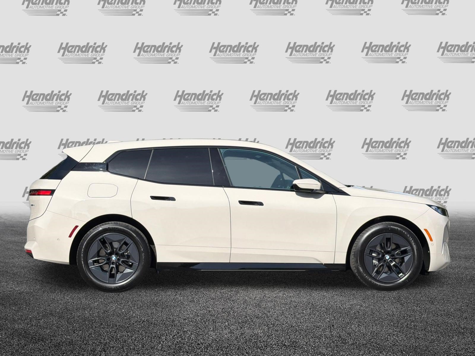 Used 2026 BMW iX xDrive45 AWD/4WD image 3