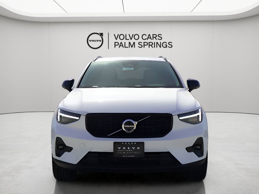 New 2026 Volvo XC40 B5 Ultra w/ Climate Package image 4