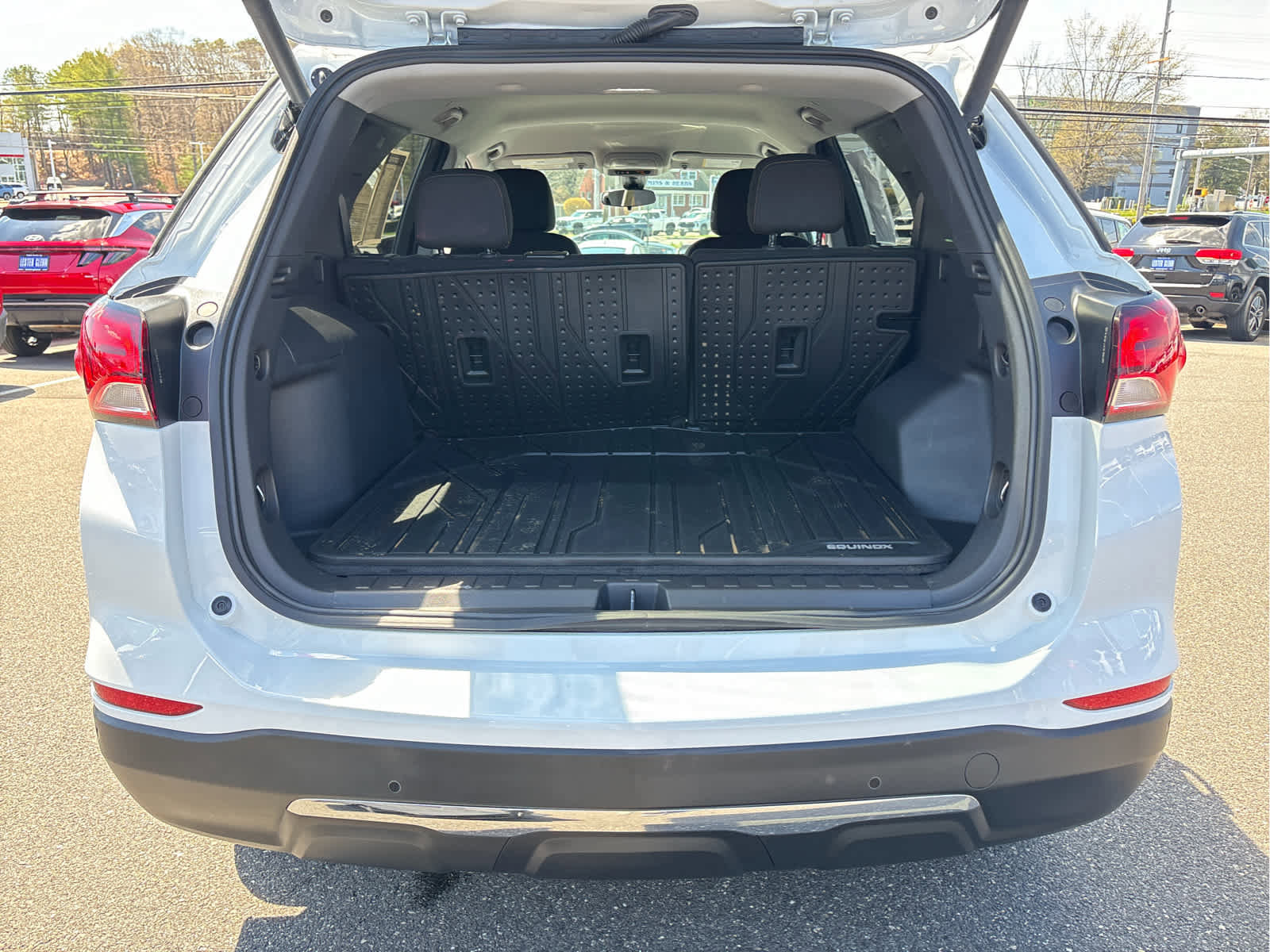 Certified 2024 Chevrolet Equinox LT w/ LPO, Floor Liner Package image 22